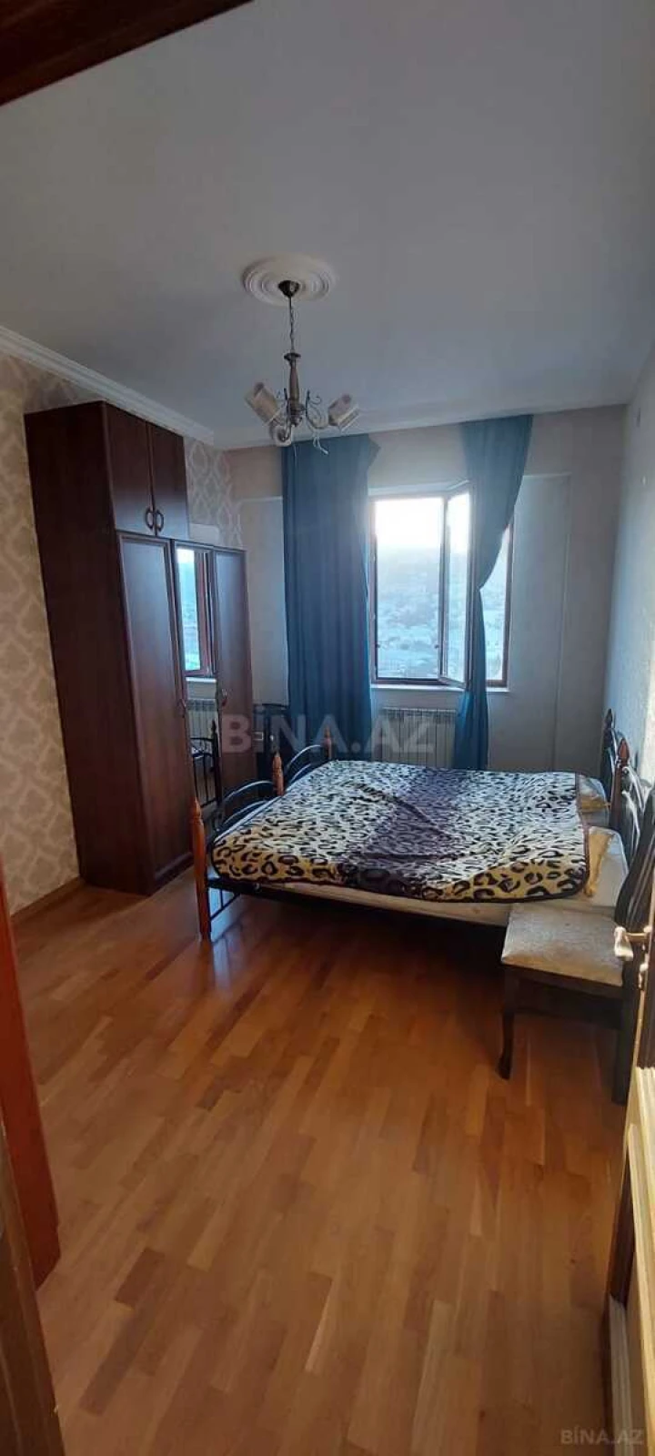 Kirayə verilir 2 otaqlı mənzil 80 m²