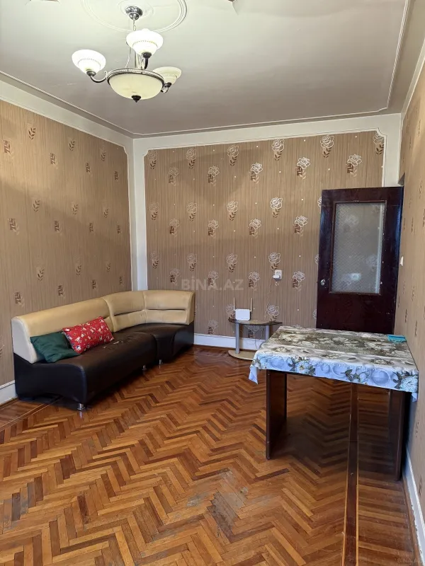 Kirayə verilir 2 otaqlı mənzil 60 m²