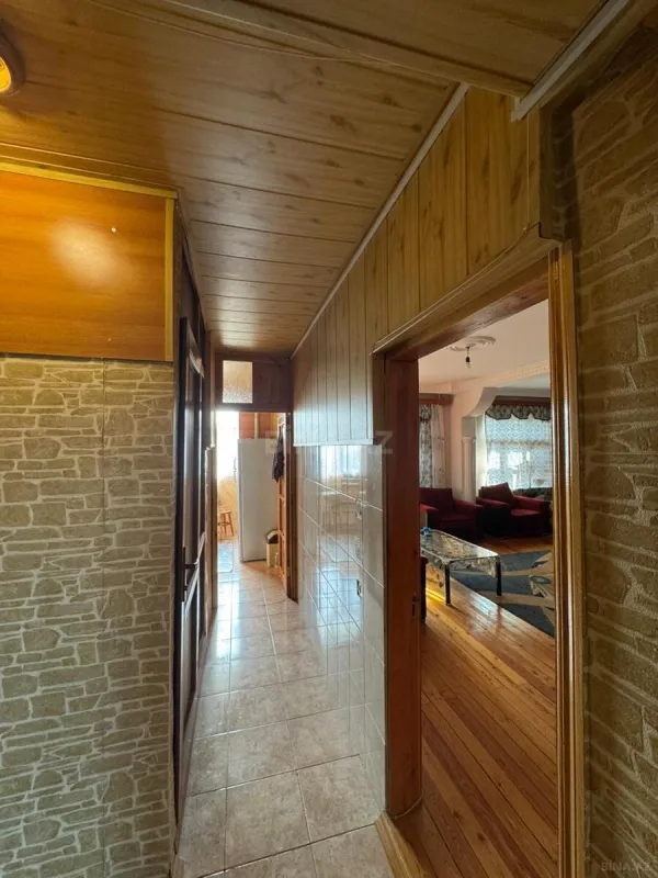 Satılır 5 otaqlı mənzil 120 m²