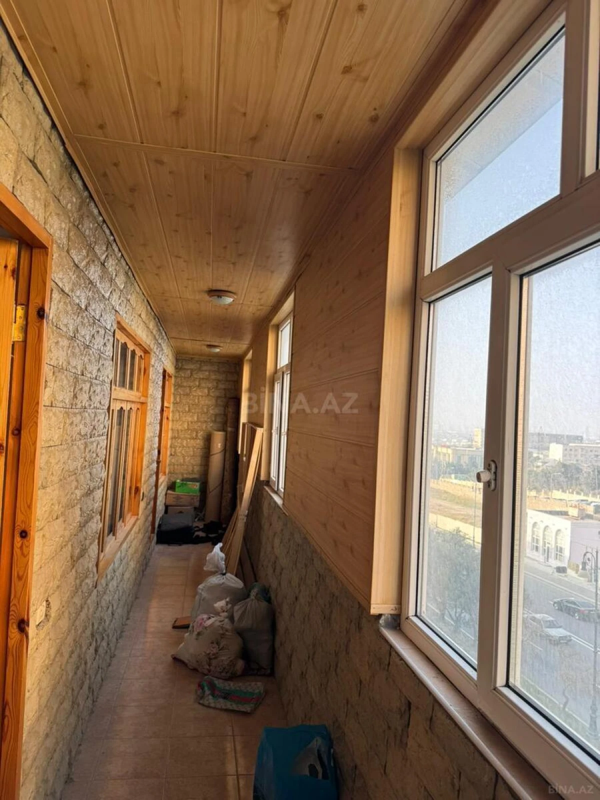 Satılır 5 otaqlı mənzil 120 m²