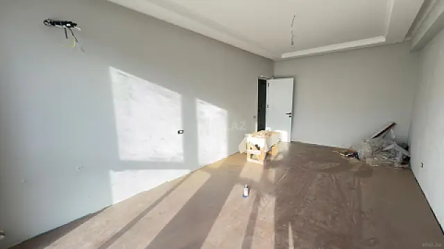 Satılır 3 otaqlı mənzil 96 m²