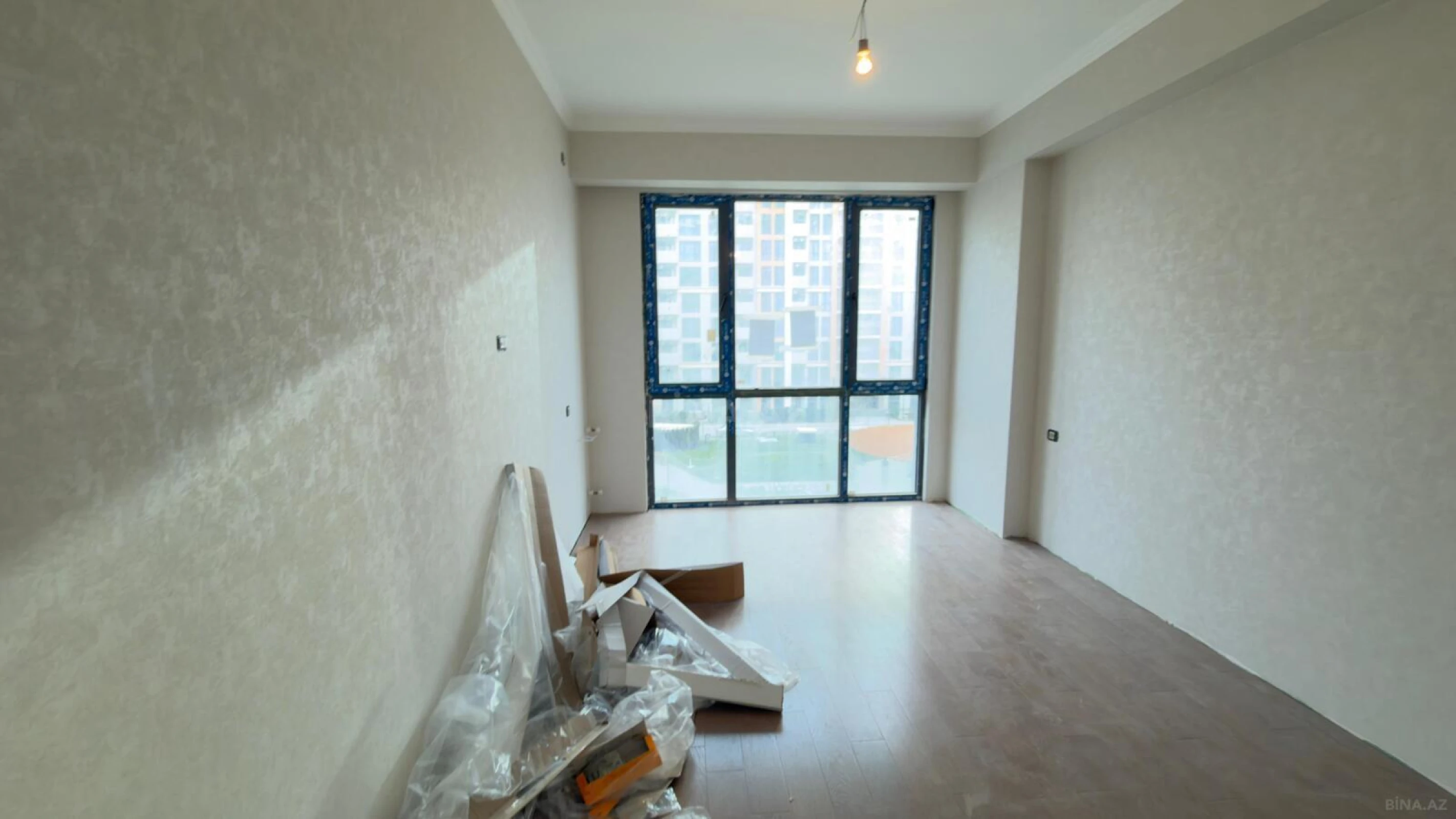 Satılır 3 otaqlı mənzil 96 m²