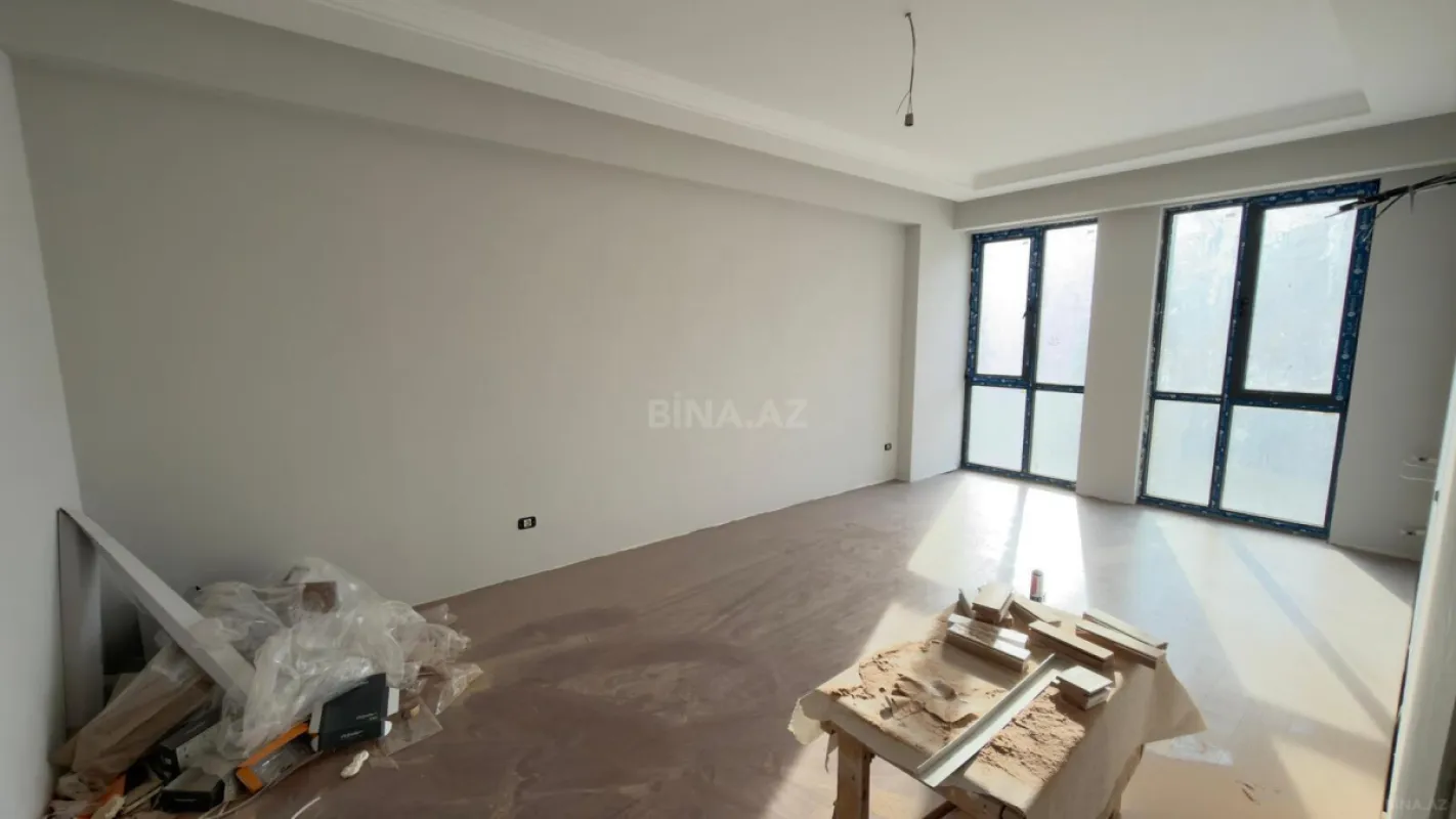 Satılır 3 otaqlı mənzil 96 m²
