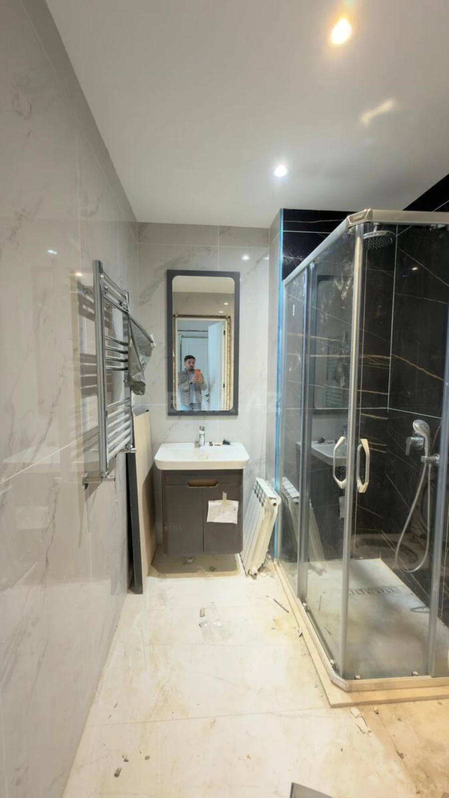 Satılır 3 otaqlı mənzil 96 m²