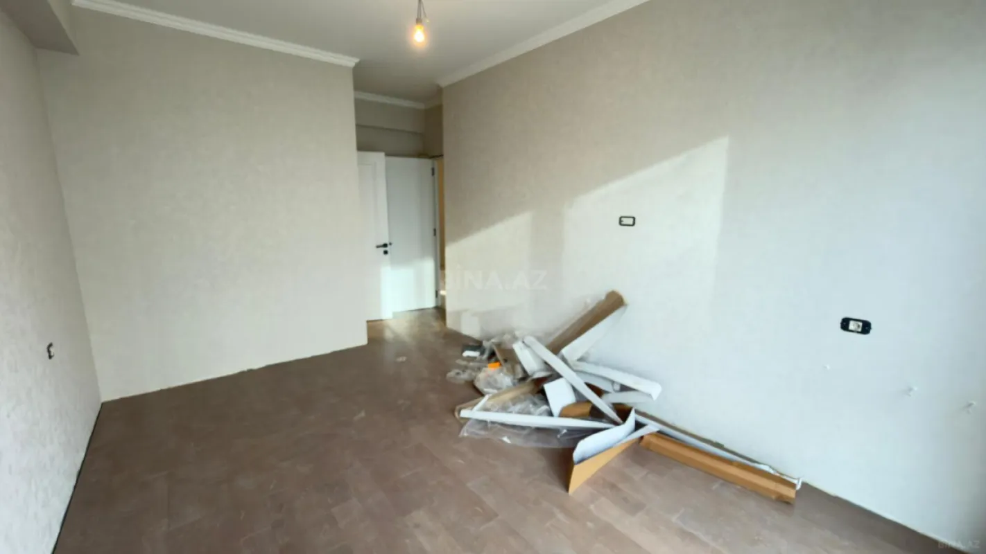 Satılır 3 otaqlı mənzil 96 m²