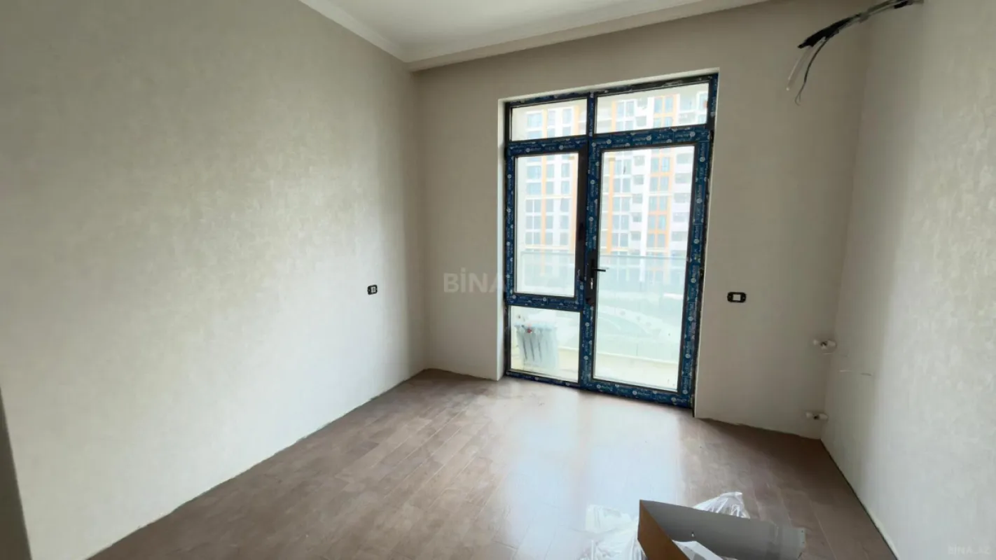 Satılır 3 otaqlı mənzil 96 m²
