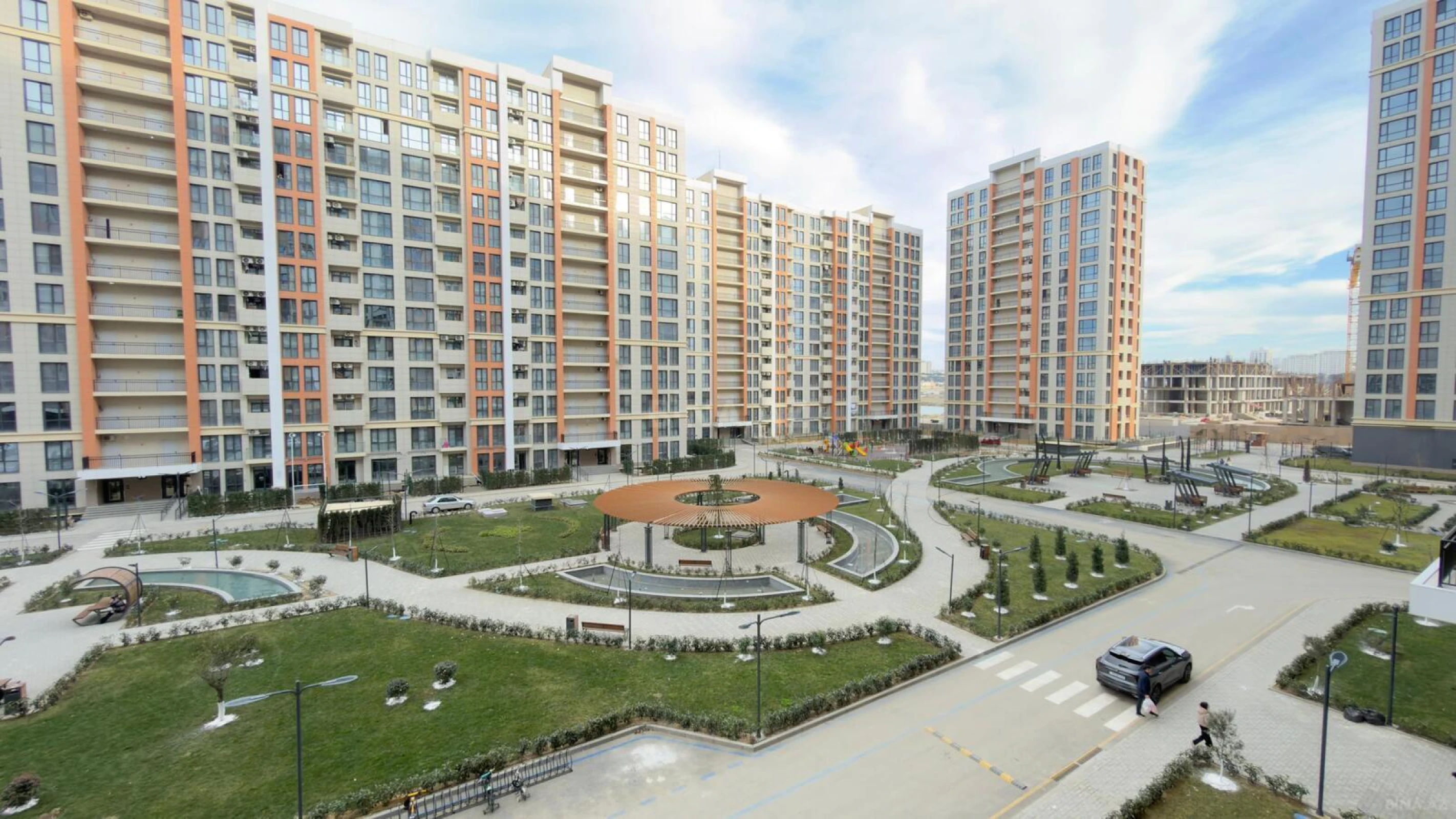 Satılır 3 otaqlı mənzil 96 m²