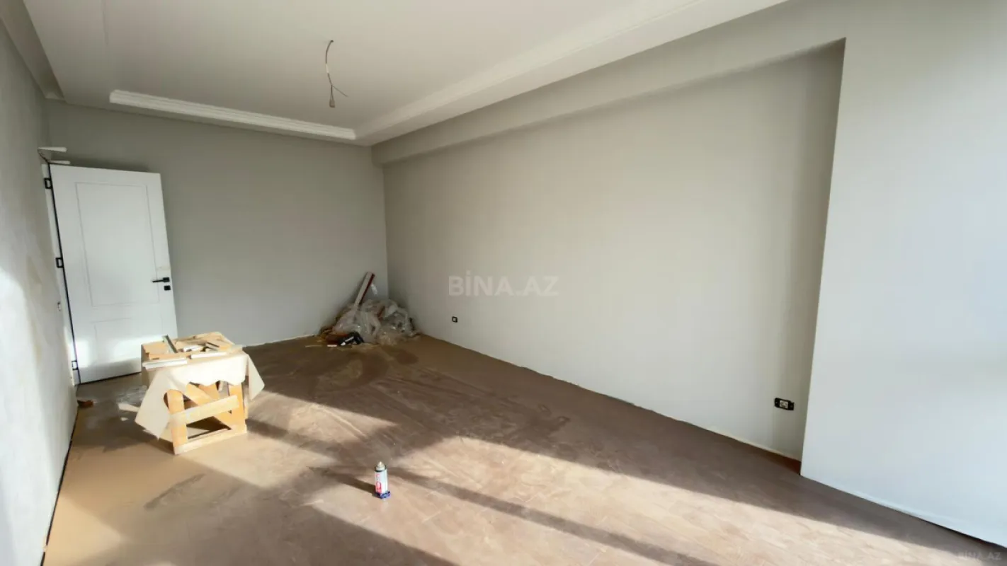 Satılır 3 otaqlı mənzil 96 m²