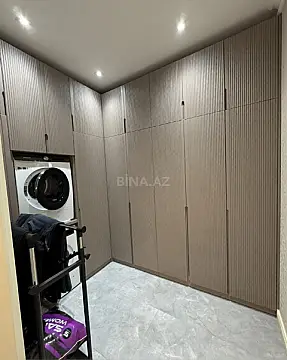 Satılır 4 otaqlı mənzil 185 m²