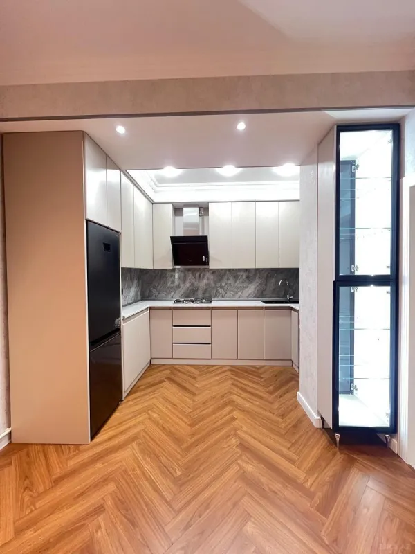 Satılır 2 otaqlı mənzil 70 m²