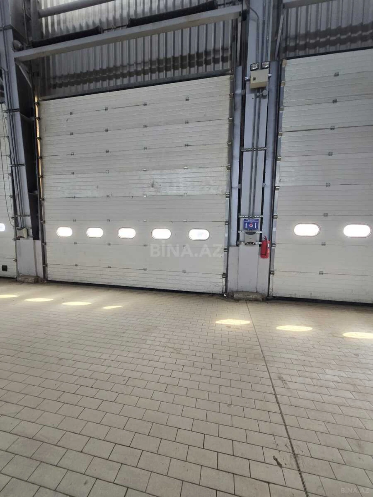 Kirayə verilir obyekt 2000 m²