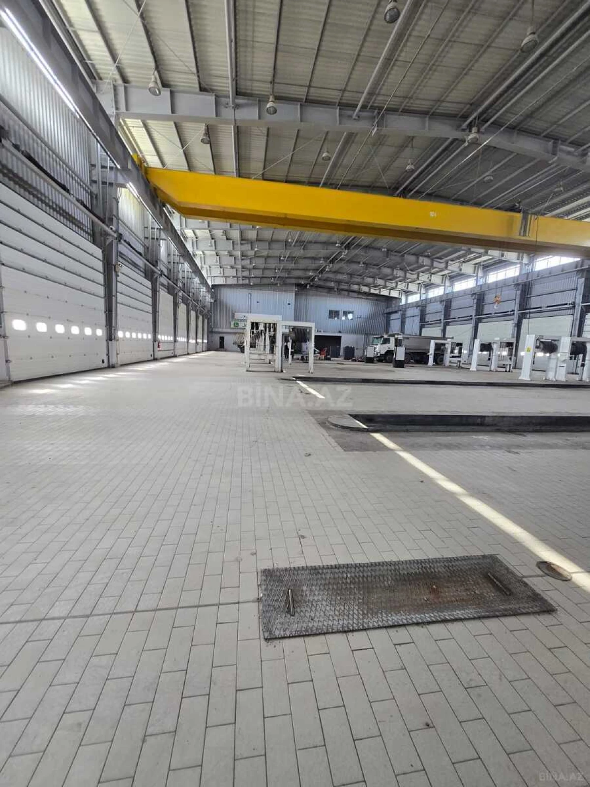 Kirayə verilir obyekt 2000 m²