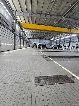 Kirayə verilir obyekt 2000 m²