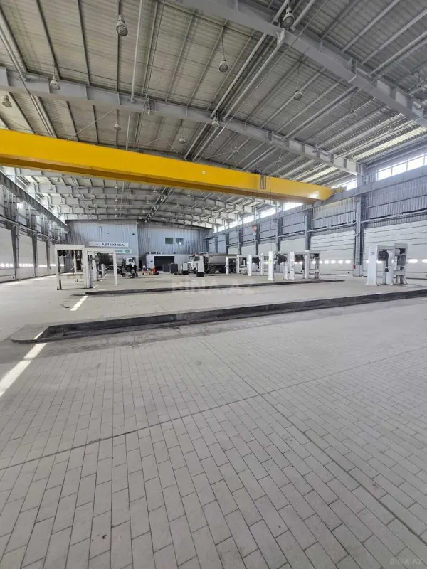 Kirayə verilir obyekt 2000 m²