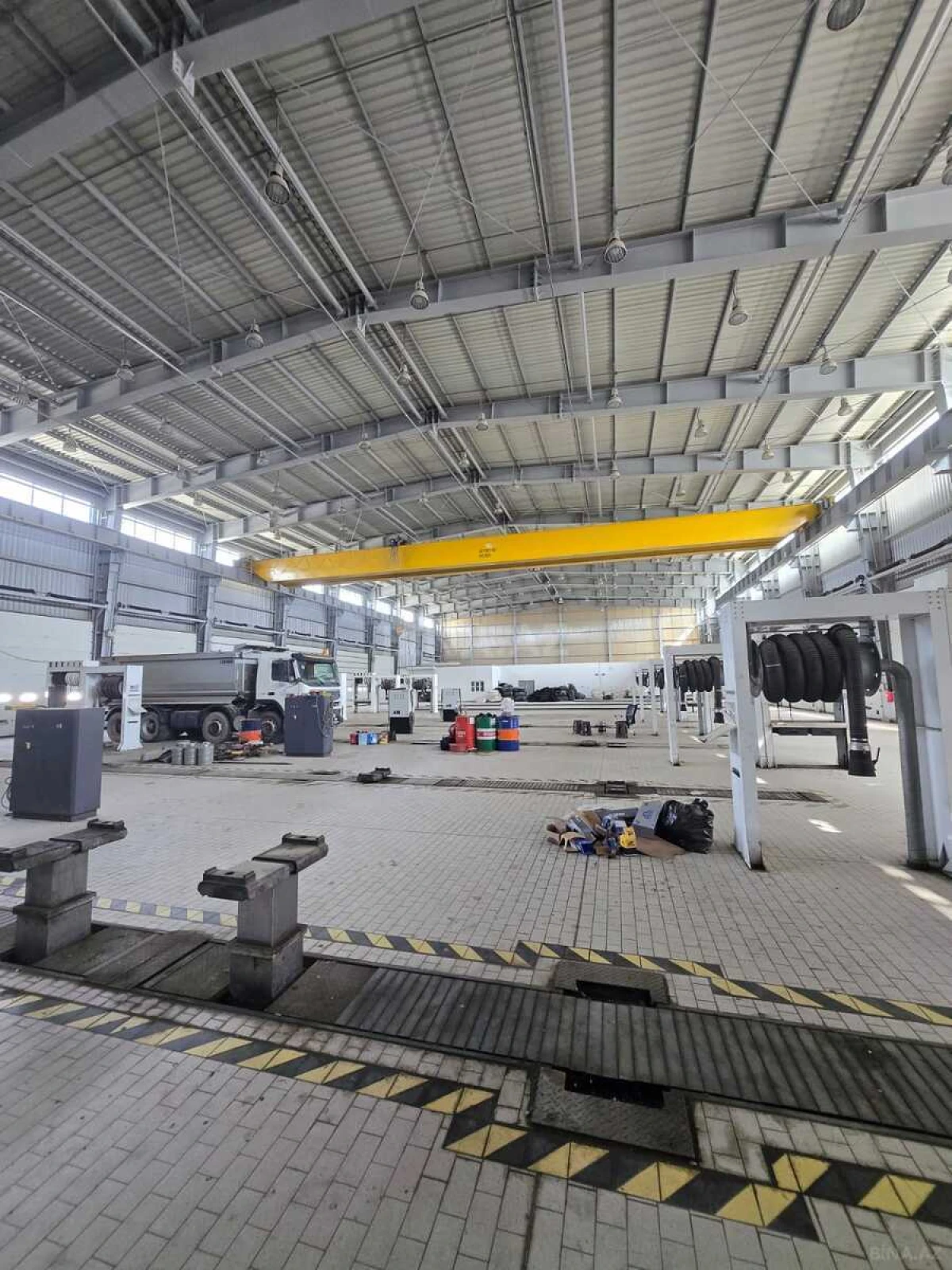 Kirayə verilir obyekt 2000 m²