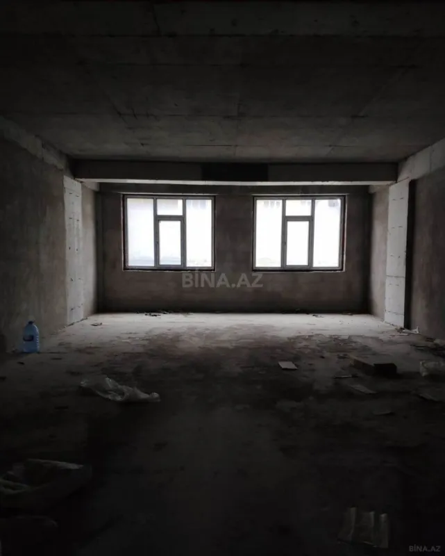 Satılır 3 otaqlı mənzil 162 m²