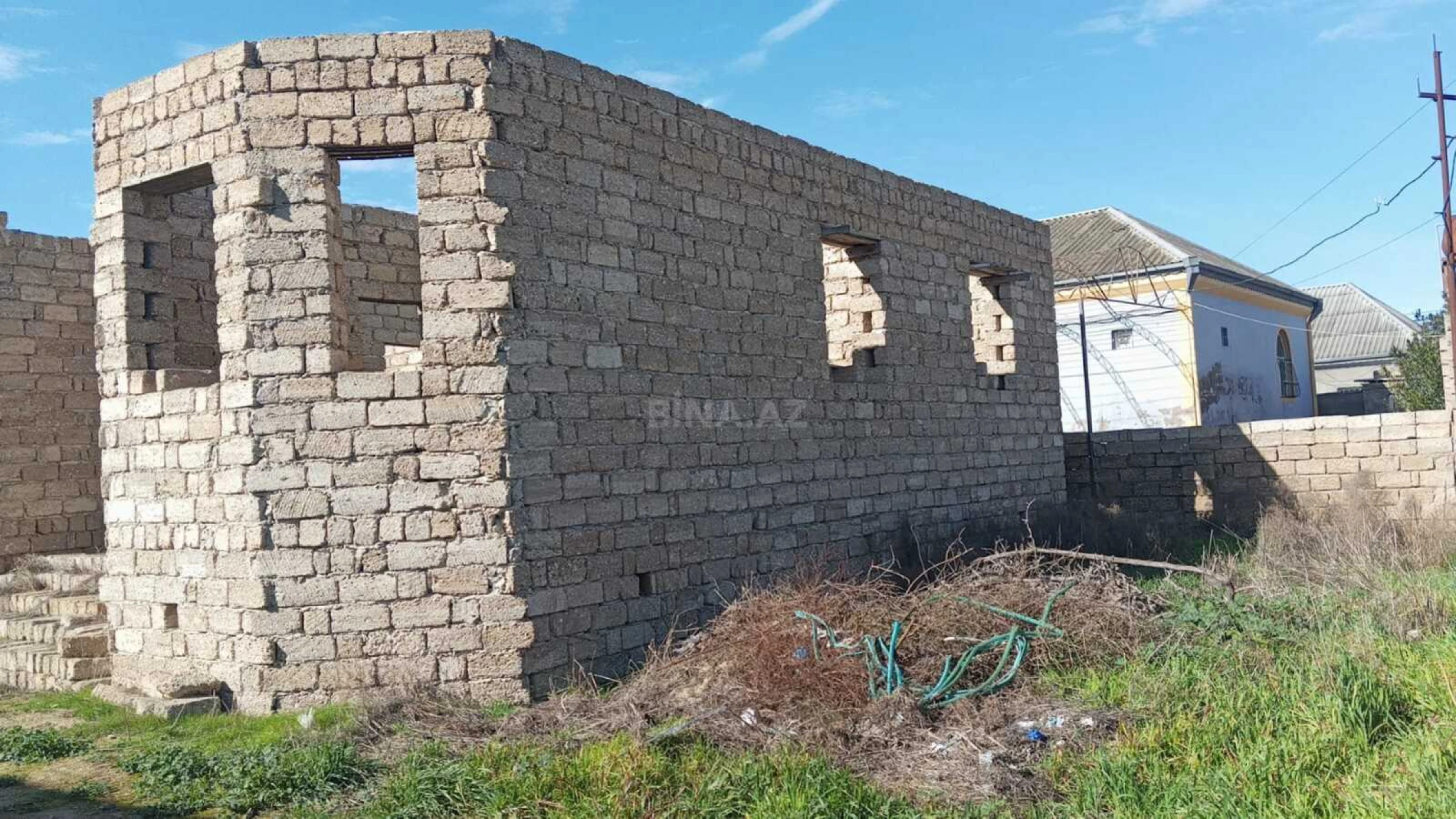 Satılır 4 otaqlı həyət evi 150 m²