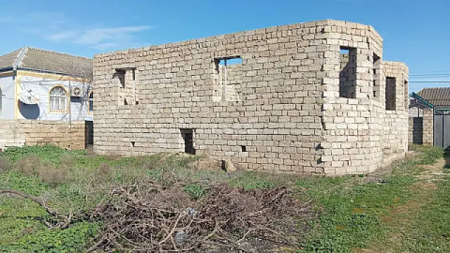 Satılır 4 otaqlı həyət evi 150 m²