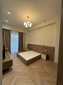 Kirayə verilir 4 otaqlı mənzil 146 m²