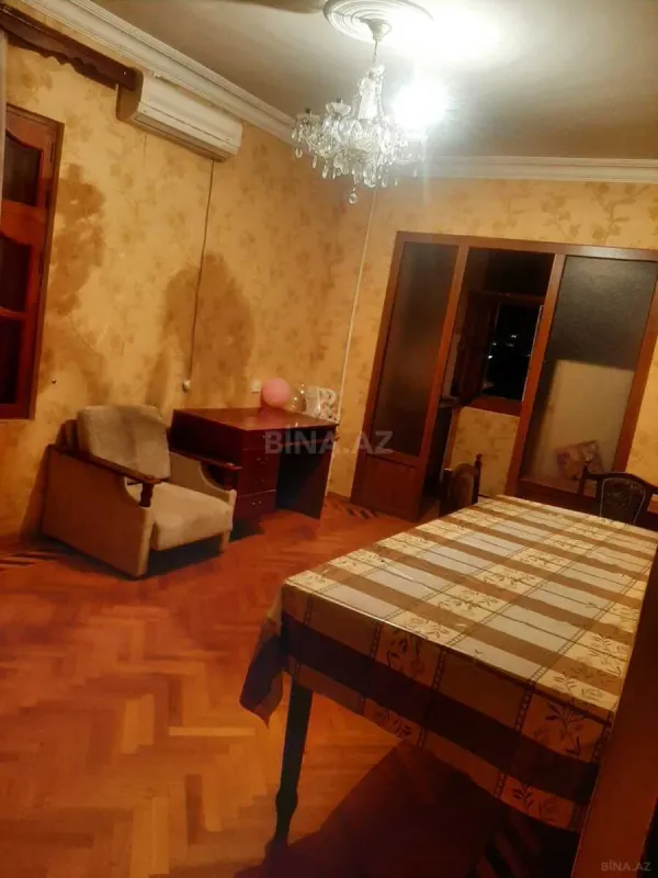 Kirayə verilir 2 otaqlı mənzil 60 m²