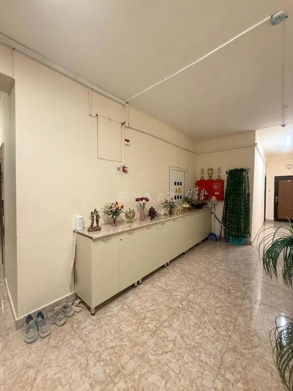 Kirayə verilir 2 otaqlı mənzil 115 m²