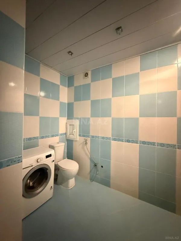 Kirayə verilir 2 otaqlı mənzil 115 m²