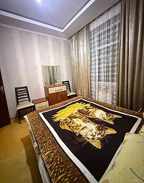 Kirayə verilir 2 otaqlı mənzil 115 m²