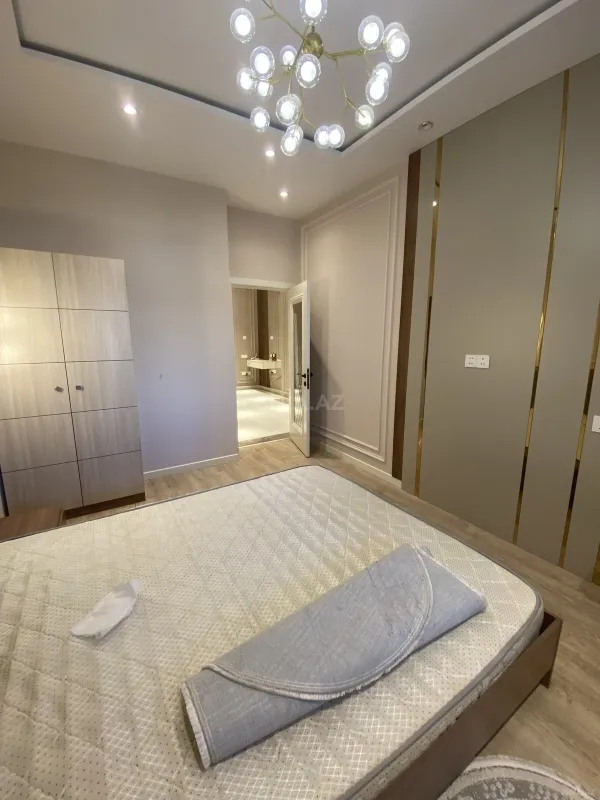 Satılır 2 otaqlı mənzil 75 m²