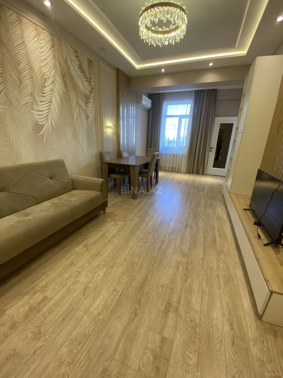 Satılır 2 otaqlı mənzil 75 m²