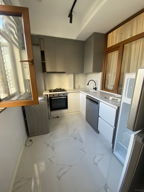Satılır 2 otaqlı mənzil 75 m²