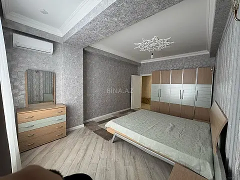 Kirayə verilir 2 otaqlı mənzil 106 m²