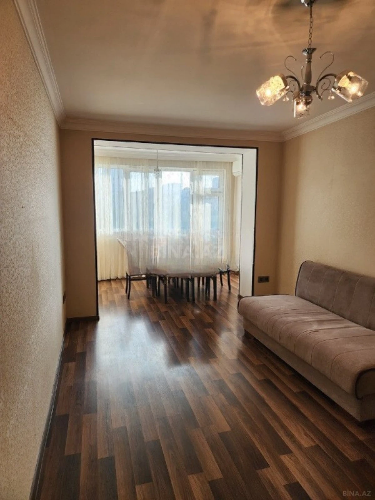 Kirayə verilir 2 otaqlı mənzil 55 m²