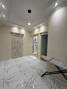Kirayə verilir 2 otaqlı mənzil 75 m²