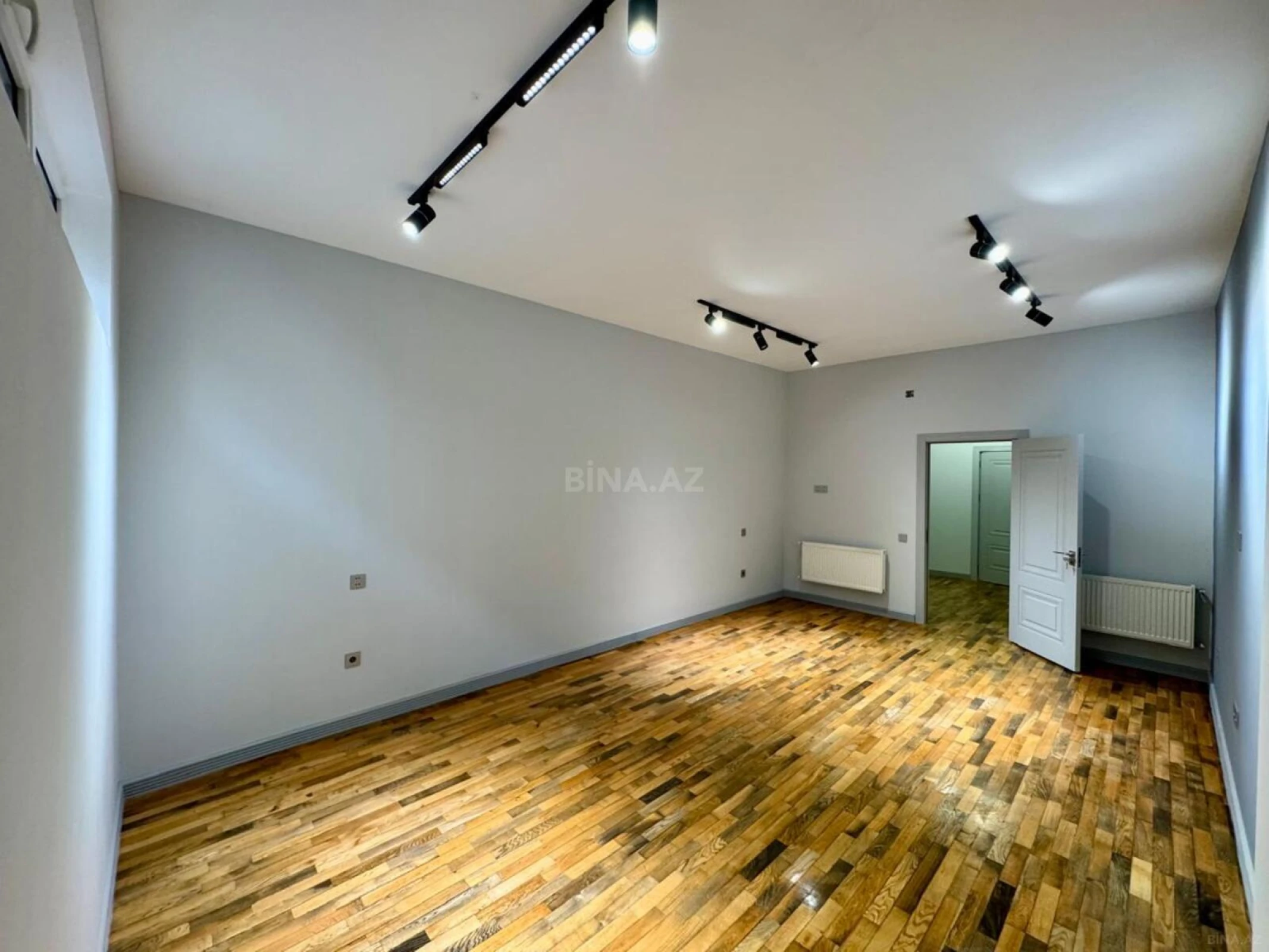 Kirayə verilir 4 otaqlı ofis 120 m²