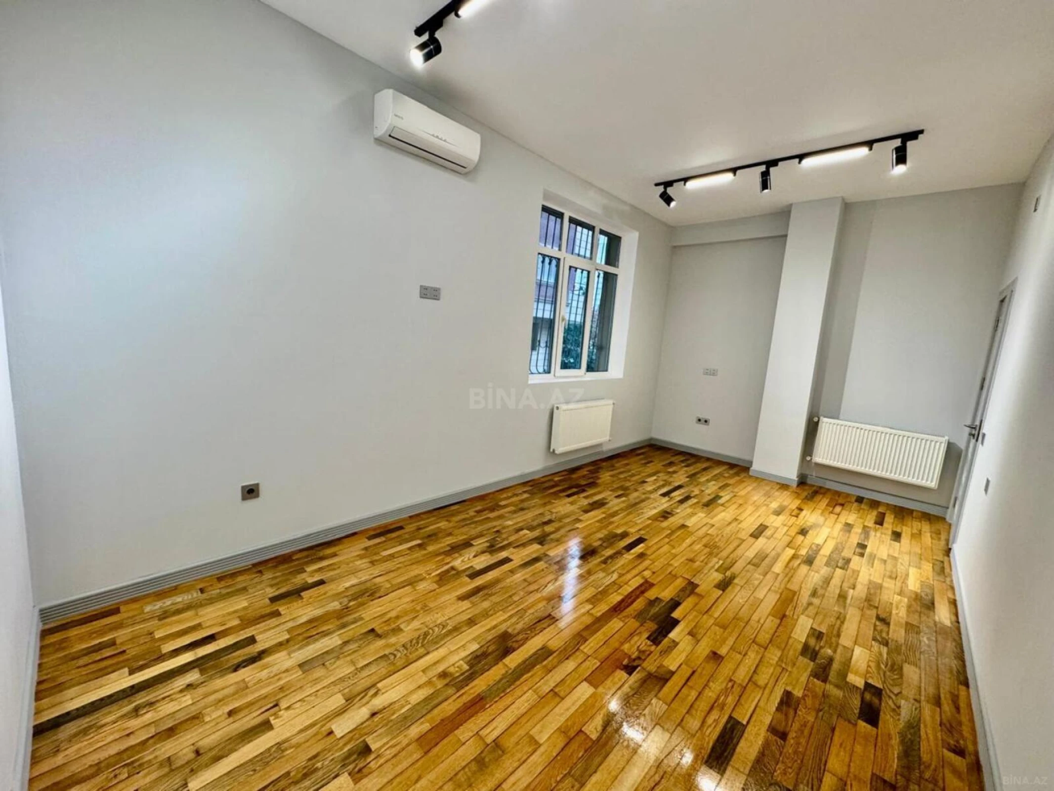 Kirayə verilir 4 otaqlı ofis 120 m²