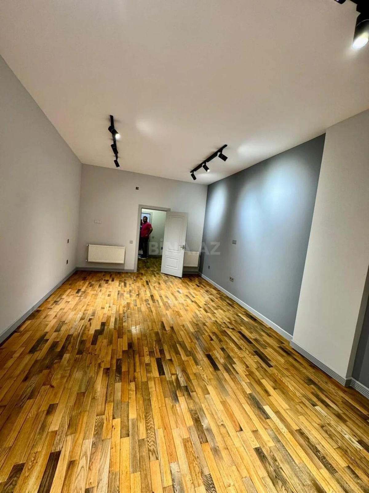 Kirayə verilir 4 otaqlı ofis 120 m²
