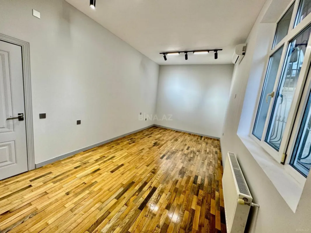 Kirayə verilir 4 otaqlı ofis 120 m²