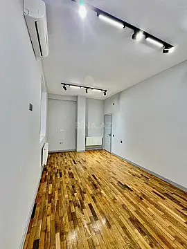 Kirayə verilir 4 otaqlı ofis 120 m²