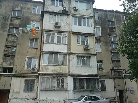 Satılır 2 otaqlı mənzil 50 m² — Bakı, İnşaatçılar 2 otaq 50.00 m²
