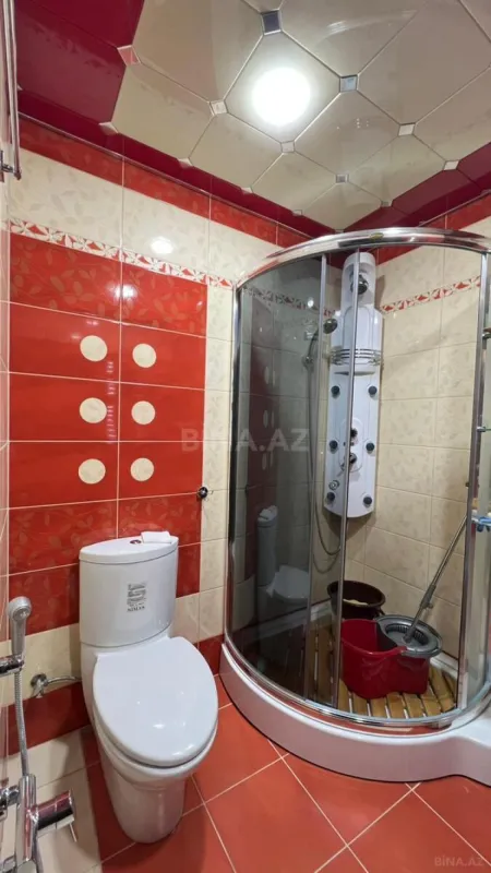 Satılır 5 otaqlı mənzil 190 m²