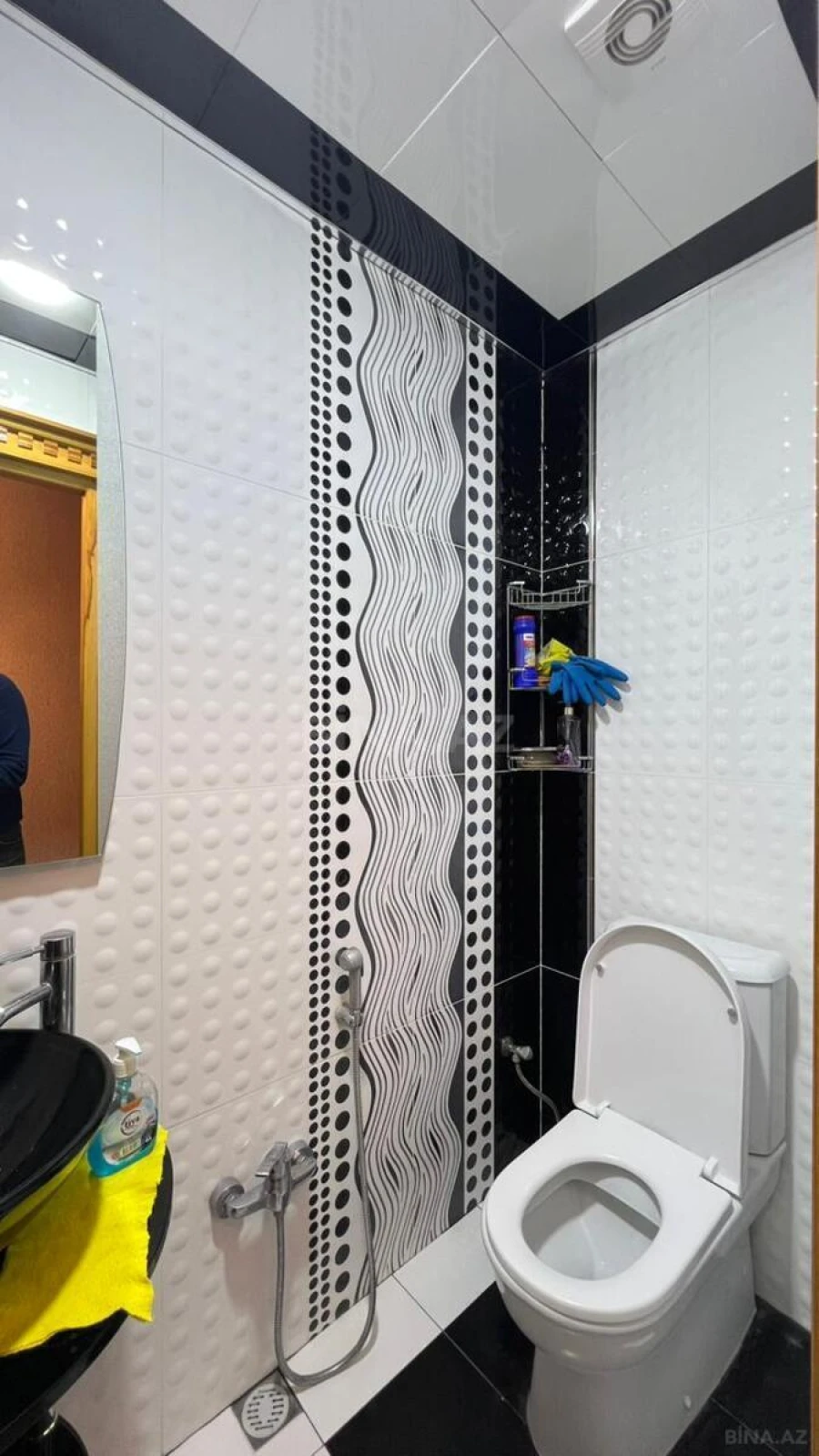 Satılır 5 otaqlı mənzil 190 m²