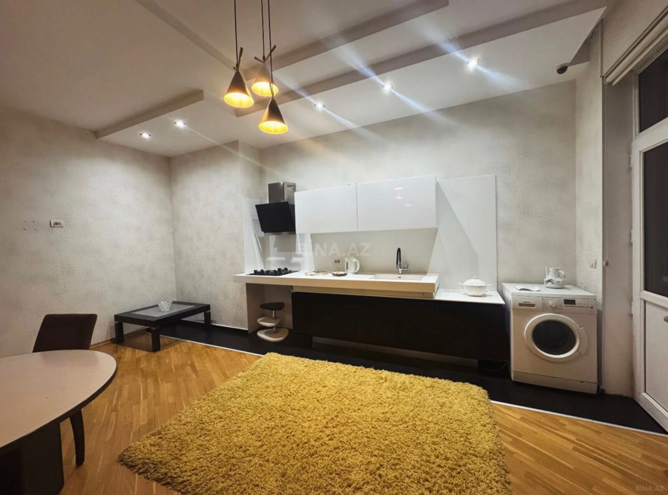 Kirayə verilir 3 otaqlı mənzil 105 m²
