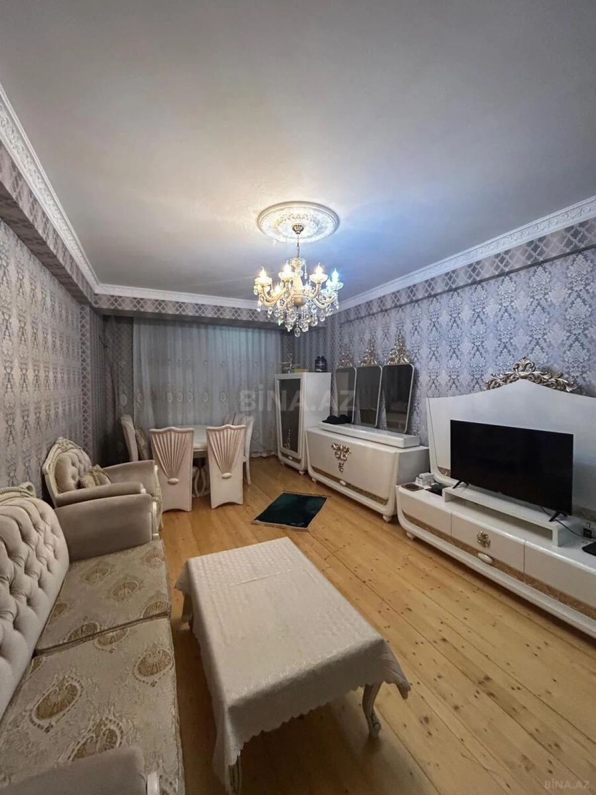 Satılır 3 otaqlı mənzil 126 m²