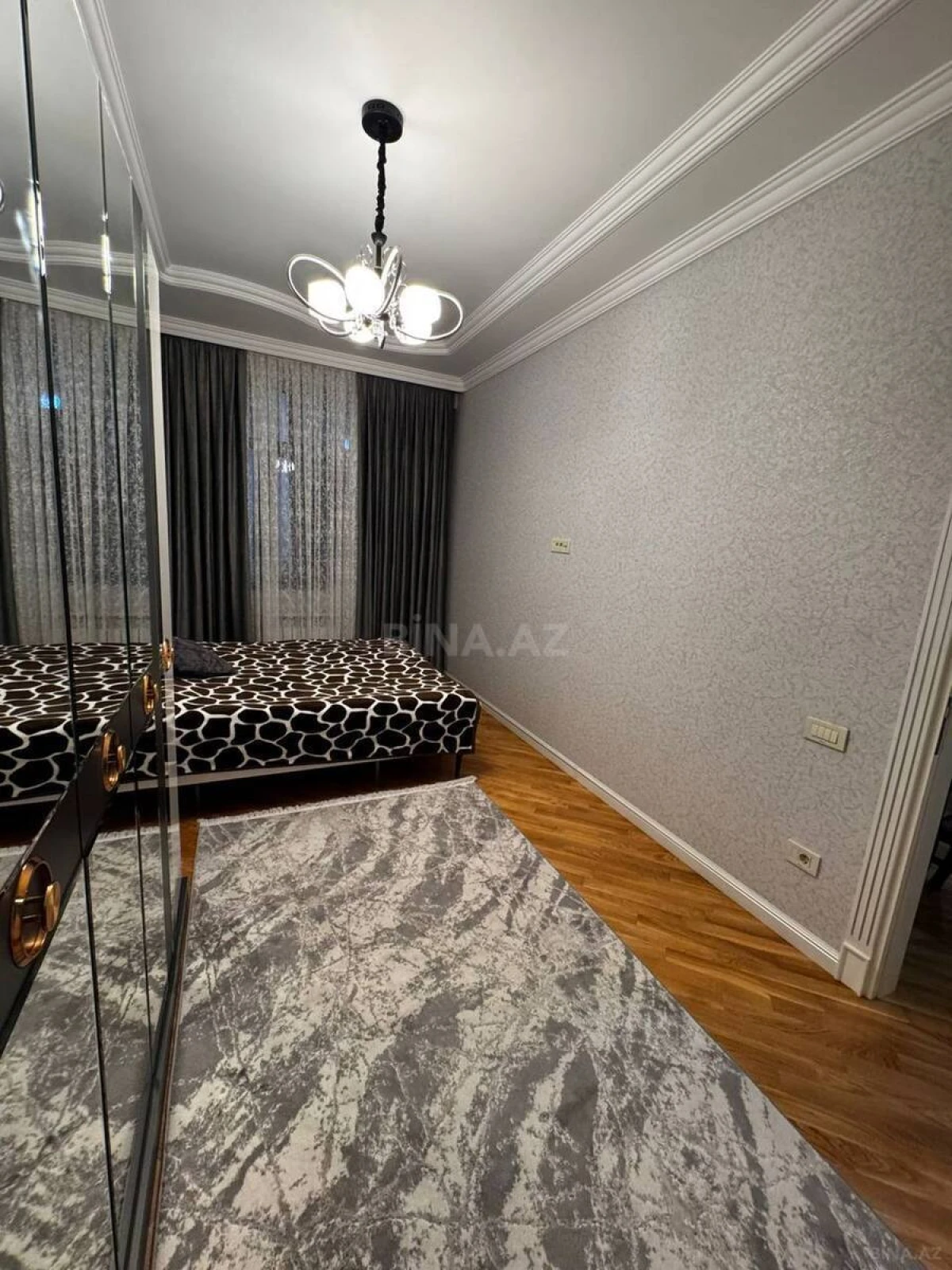 Satılır 3 otaqlı mənzil 100 m²