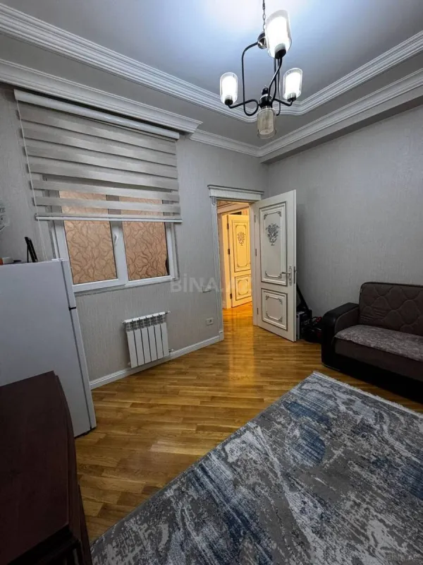 Satılır 3 otaqlı mənzil 100 m²