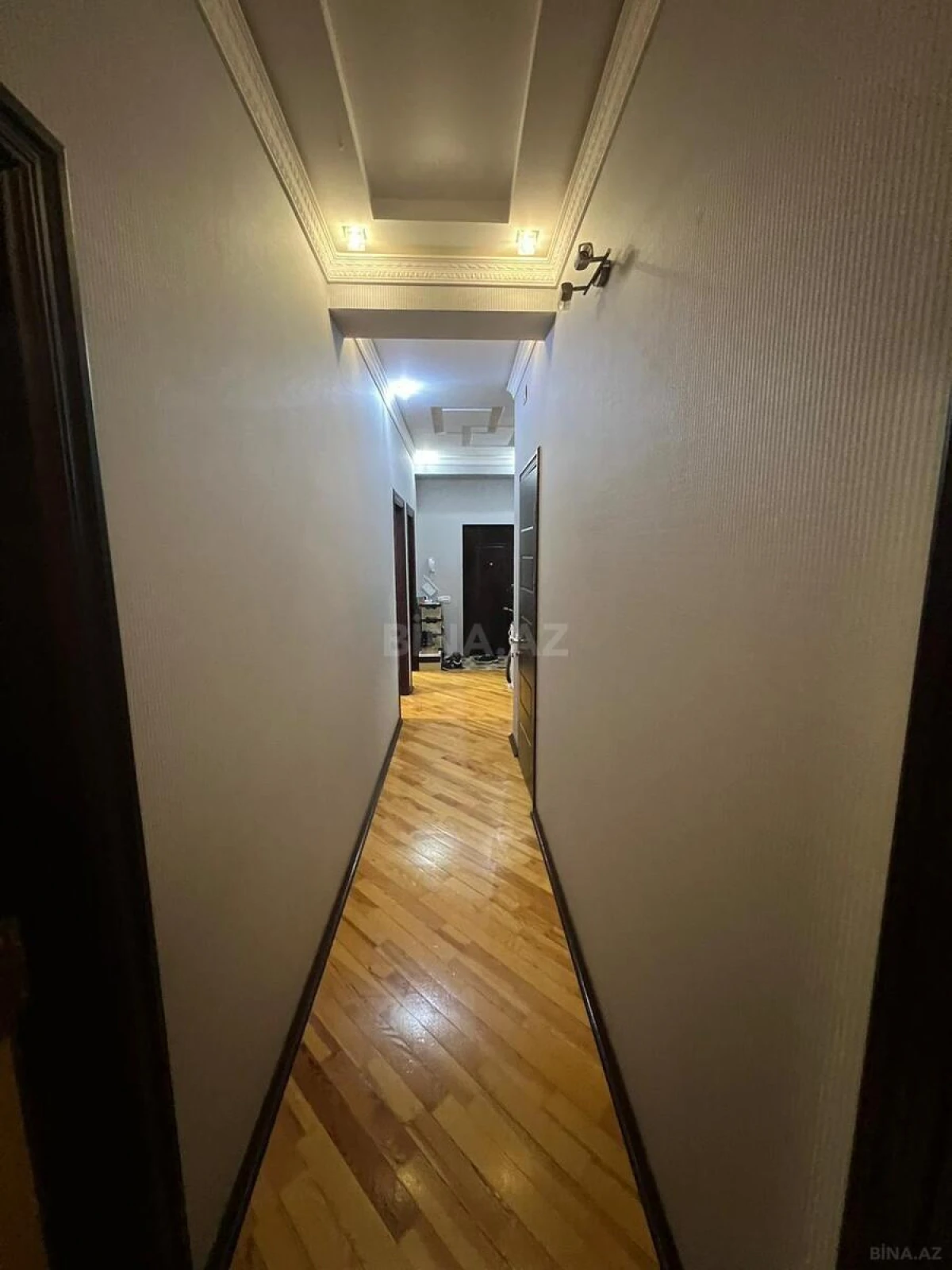 Satılır 3 otaqlı mənzil 120 m²