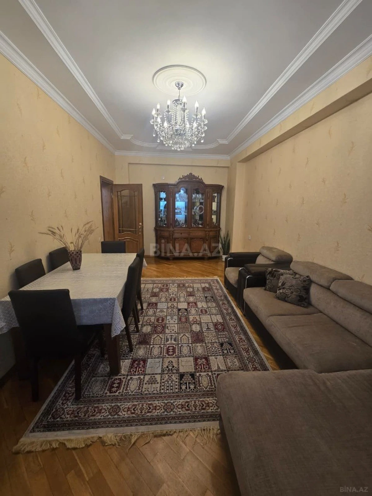 Satılır 3 otaqlı mənzil 88 m²
