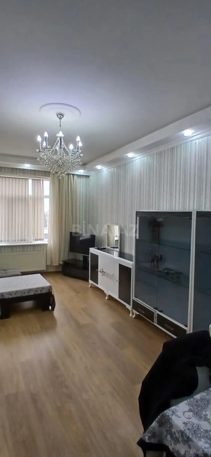 Kirayə verilir 2 otaqlı mənzil 57 m²