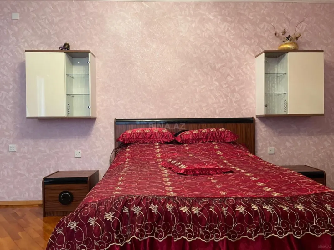 Kirayə verilir 4 otaqlı mənzil 169 m²