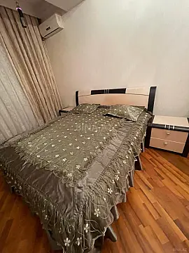 Kirayə verilir 4 otaqlı mənzil 169 m²